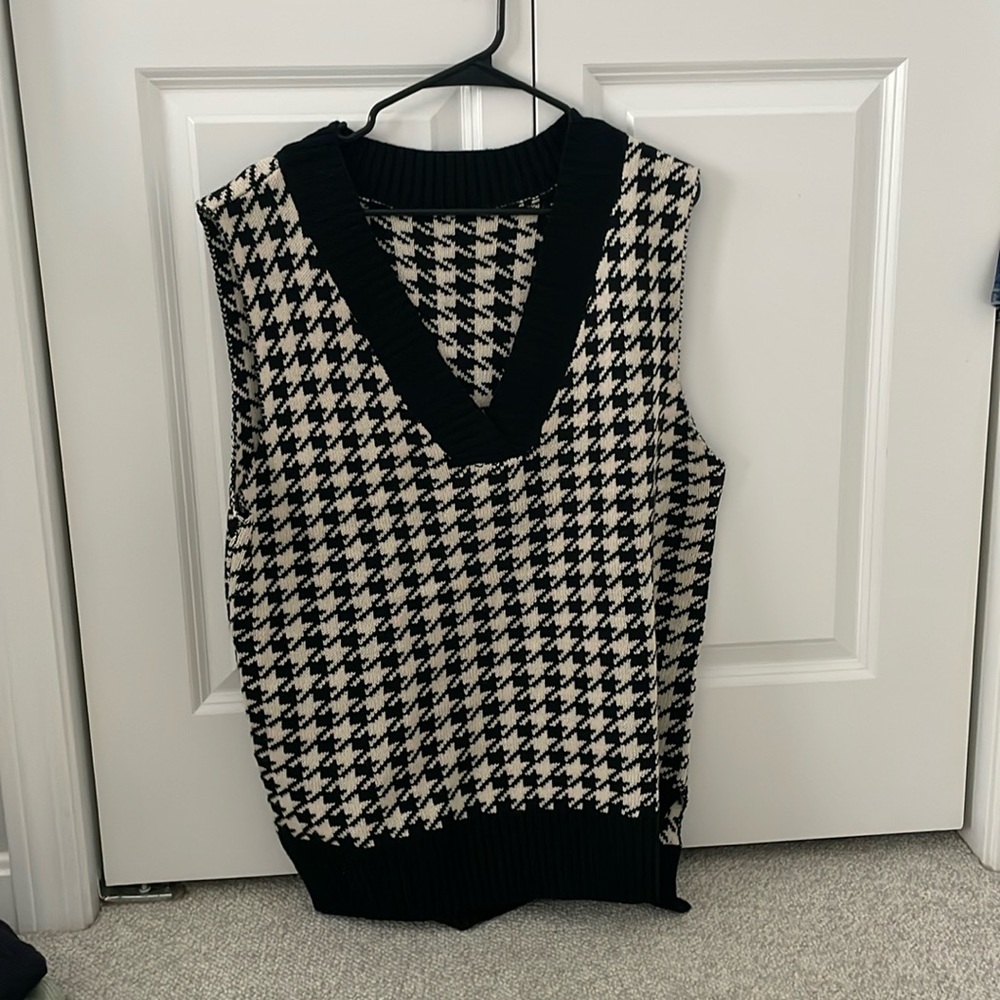 Sweater Vest